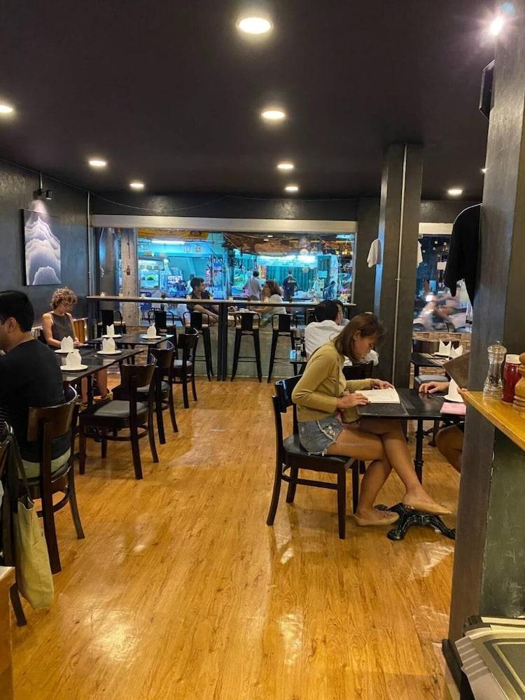 Parvena Hotel Bangkok Eksteriør bilde